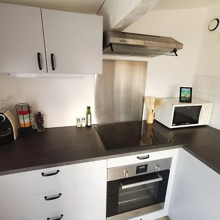 Apartment Avec Terrasse Classe