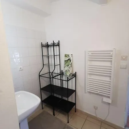 Apartment Avec Terrasse Classe